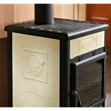 La Nordica ROSSELLA R1 .16 CERAMICA fatüzelésű kályha (9 kW / krém) 