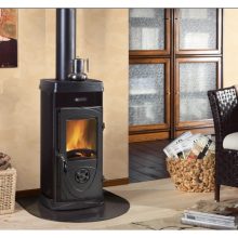 La Nordica SUPER JUNIOR acéllemez fatüzelésű kályha (5 kW)